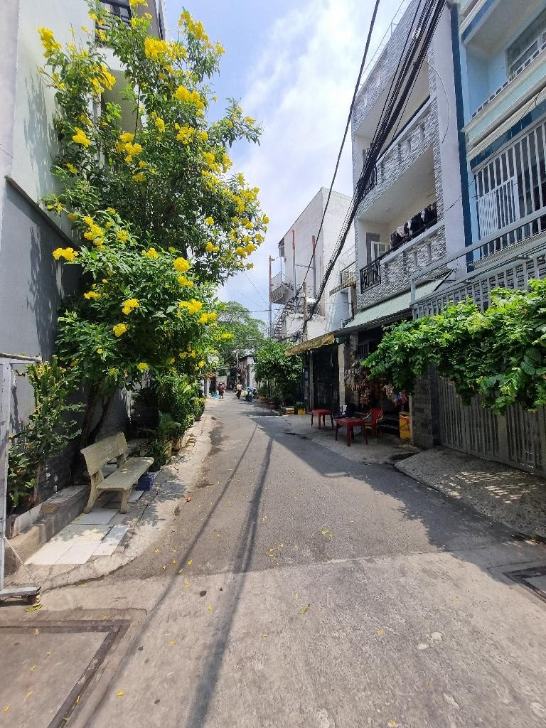 Chủ bán gấp nhà đường Nguyễn Văn Săng, Tân Phú, 62m2 4x15.5, 2tầng, HXH, giá nhỉnh 5 tỷ yêu thương