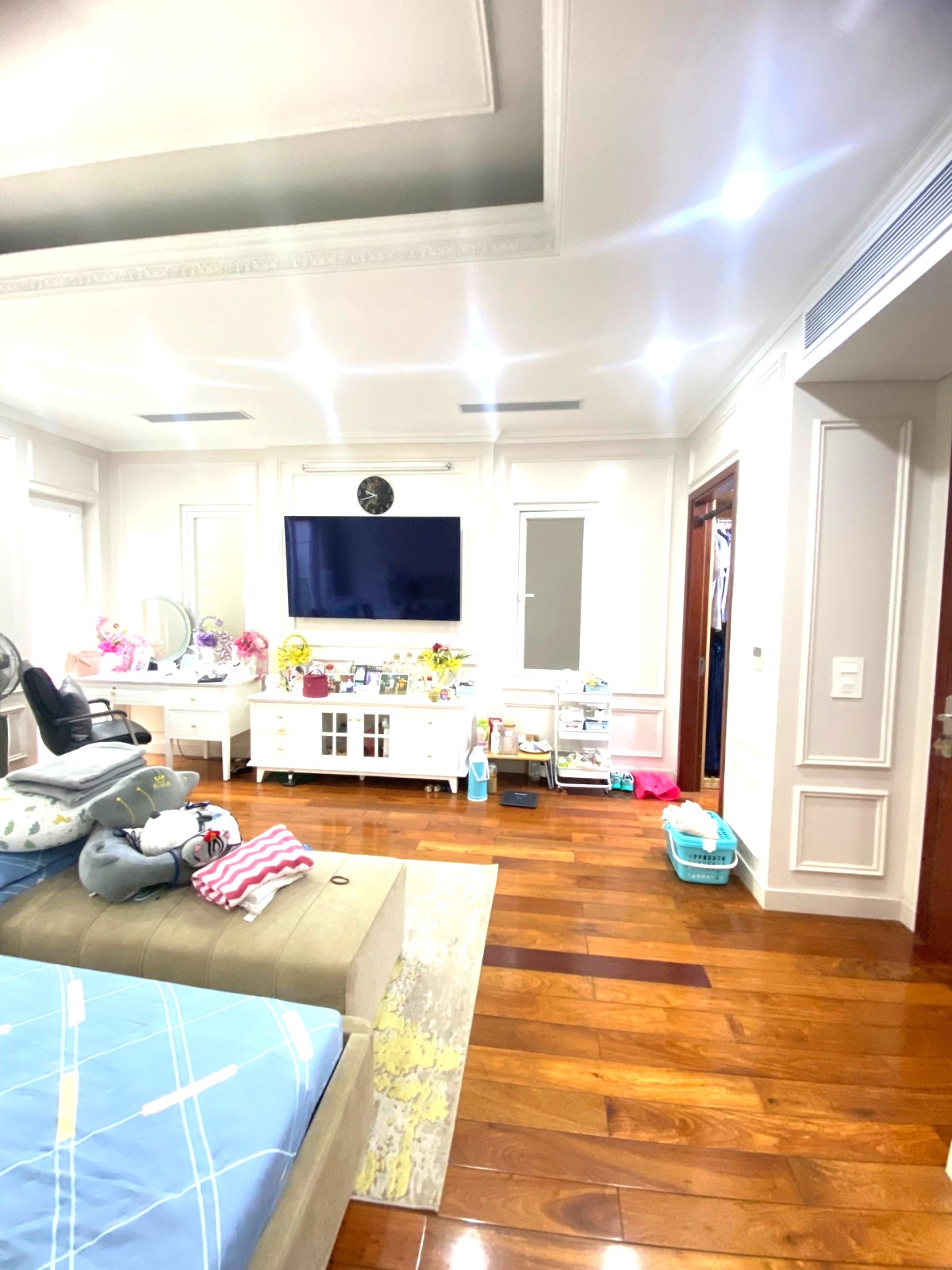 Biệt thự đẳng cấp, nội thất nhập ngoại 100% ô tô vào nhà 110m 5 tầng 29 tỷ