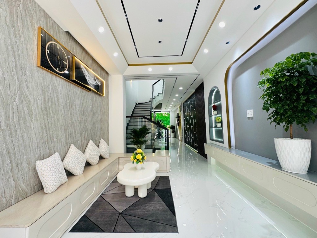 Bán - Nhà 4 tầng 69m2 có 5 tỷ x Lê Đức Thọ Gò Vấp TPHCM