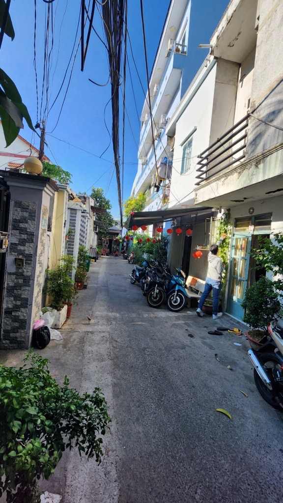 BÁN NHÀ Q7 LÂM VĂN BỀN DT80M2 NGANG 5M 3 TẦNG,