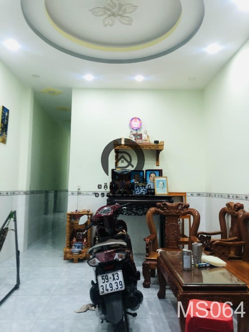 NHÀ MỚI 100% Ô TÔ ĐẬU CỬA - HẺM THÔNG - 80M2 - KHÔNG QUY HOẠCH - CHỈ NHỈNH 3 TỶ