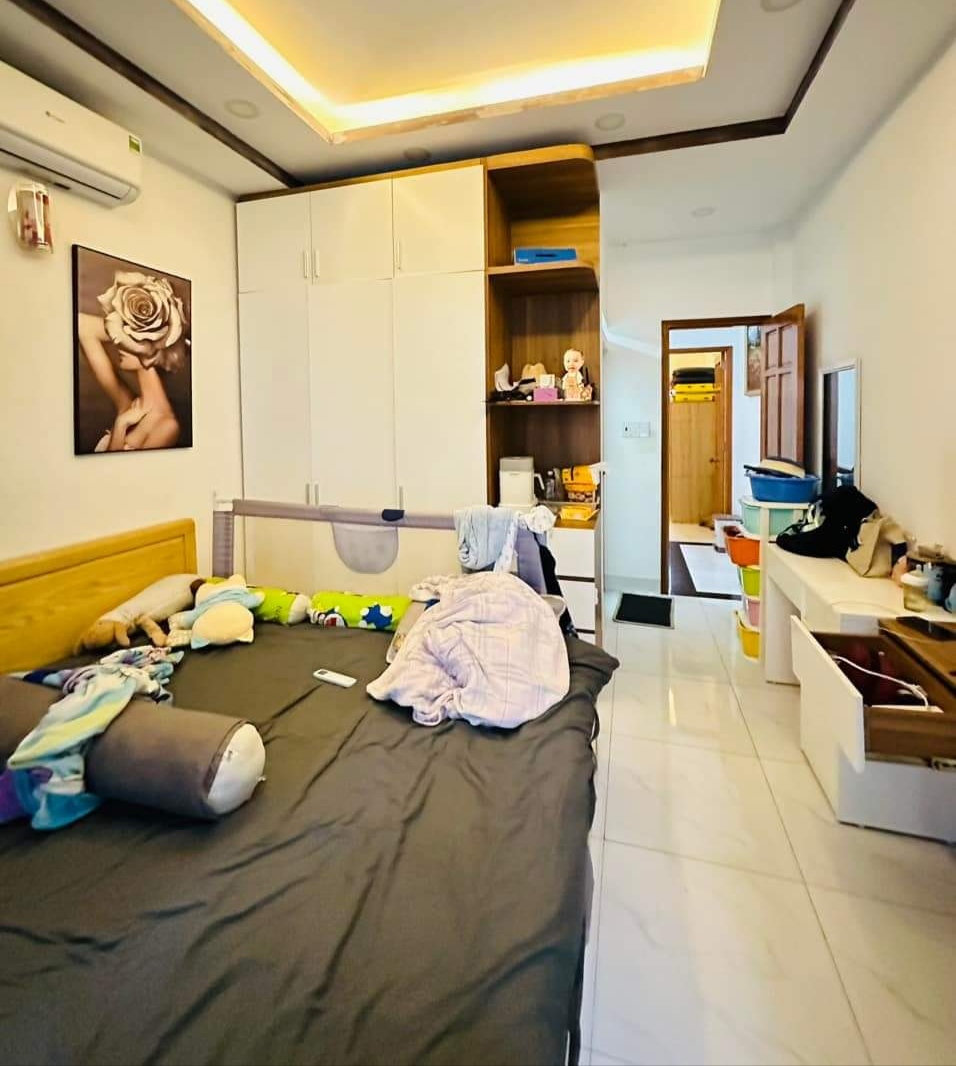 Bán Nhà Đẹp 4×13 Gần Tân Sơn Chợ Phạm Văn Bạch Gò Vấp Hơn 4Tỷ6 Xíu