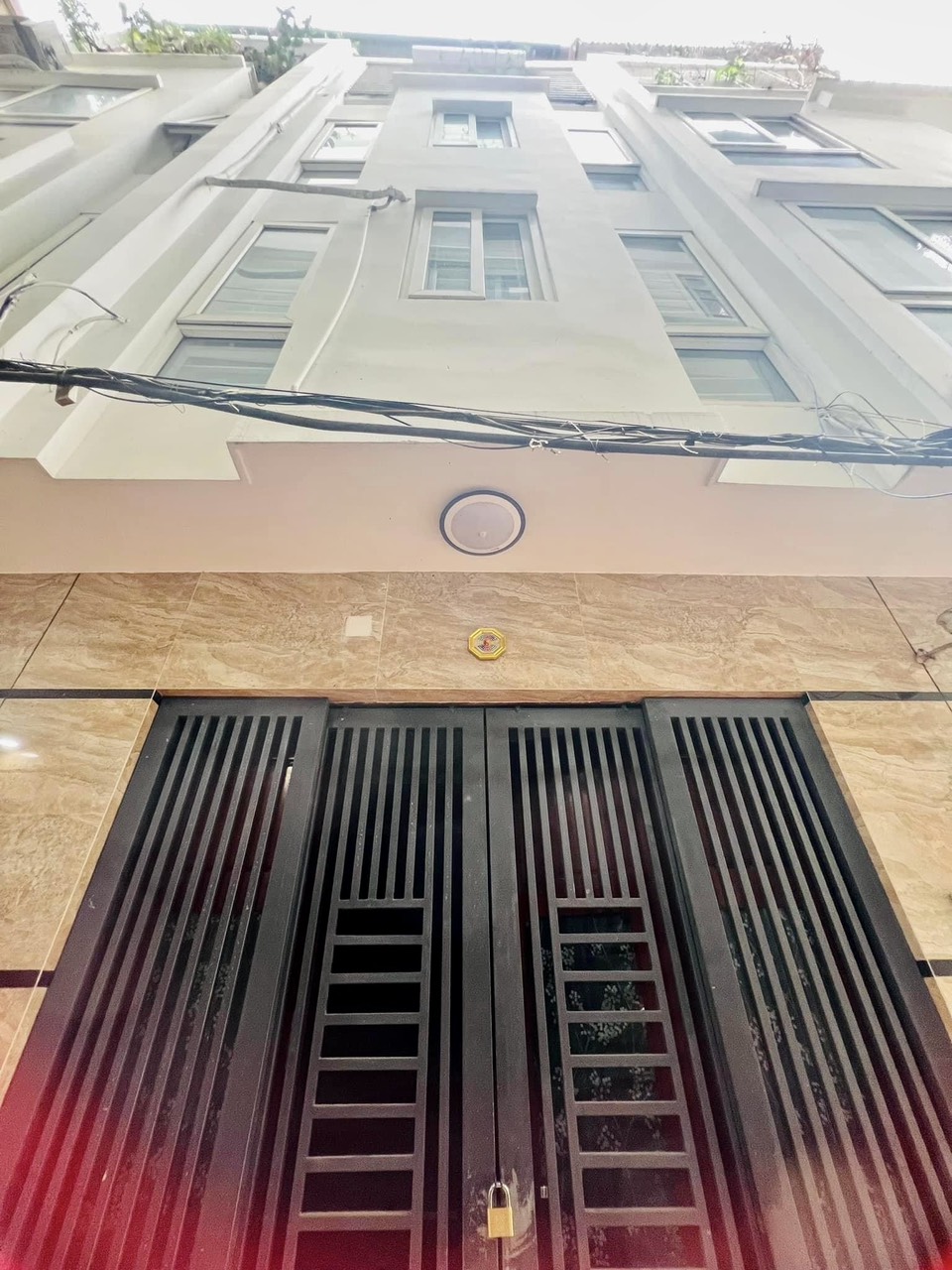 BÁN NHÀ CẦU GIẤY,MỚI ĐẸP,FULL ĐỒ,SỔ VUÔNG ĐÉT 36M2 x 5 TẦNG,GIÁ 5,8 TỶ-0846859786