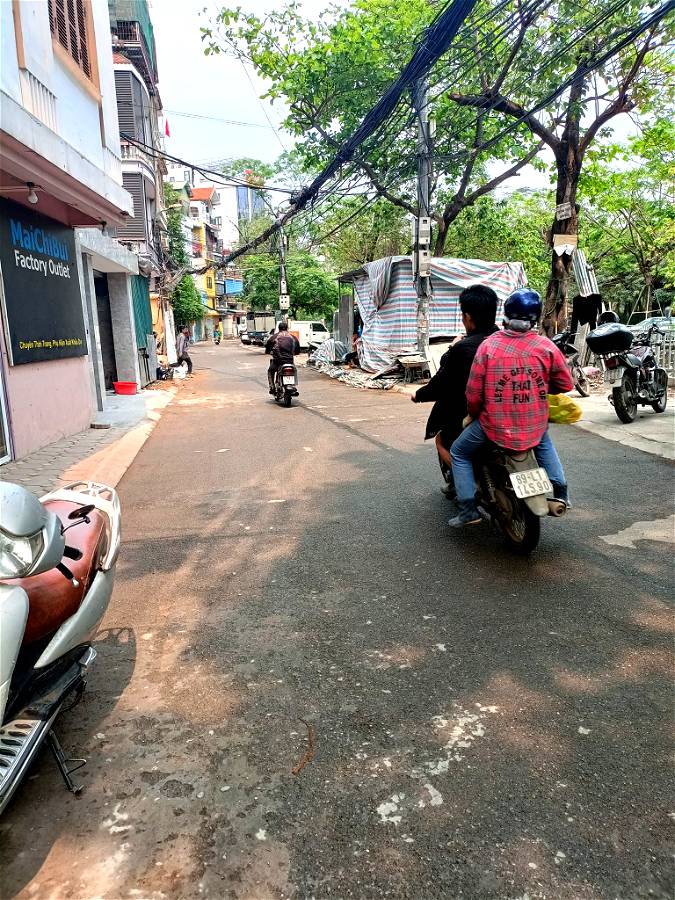 Bán Nhà Phố Hoàng Quốc Việt Quận Cầu Giấy. 121m Xây 9 Tầng Mặt Tiền 6,2m Nhỉnh 42 Tỷ. Cam Kết Ảnh Thật Mô Tả Chính Xác.