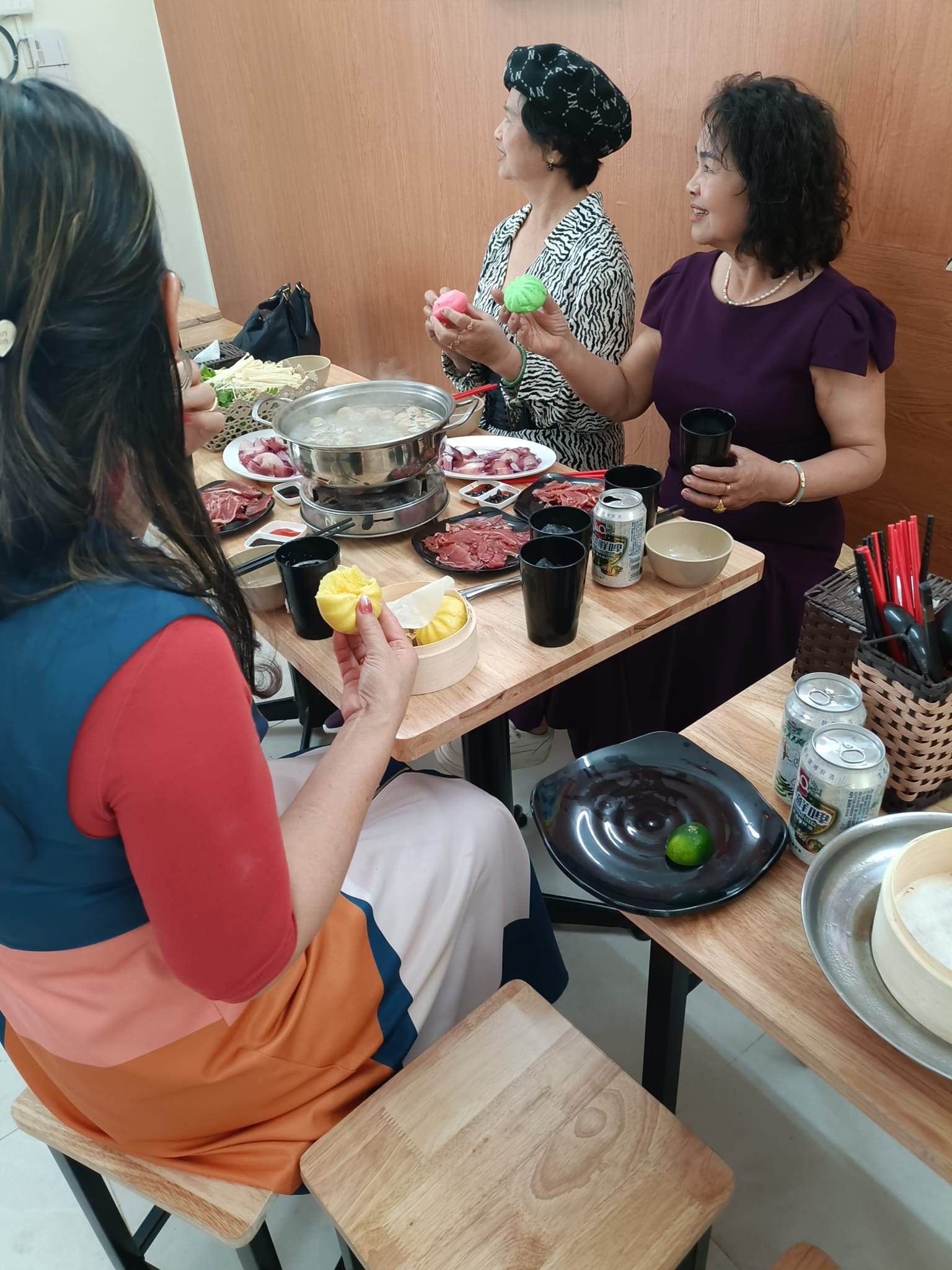 Mình cần nhượng nhà hàng tại khu mega grand world vinocp3 Do nhà xa nên ko có thời gian quản lý hết 3 cửa hàng