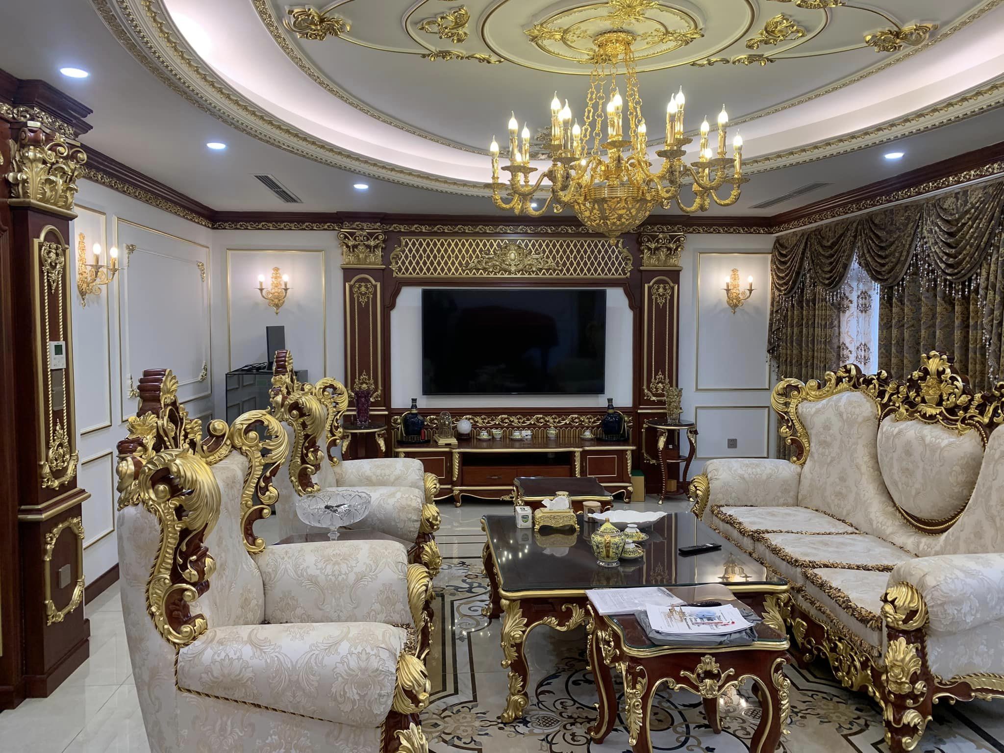 ⭐Biệt Thự Nội Thất Hoàng Gia-Vinhome Gardenia Hàm Nghi 160m2/5Tầng/ MT 8m 61 Tỷ ⭐