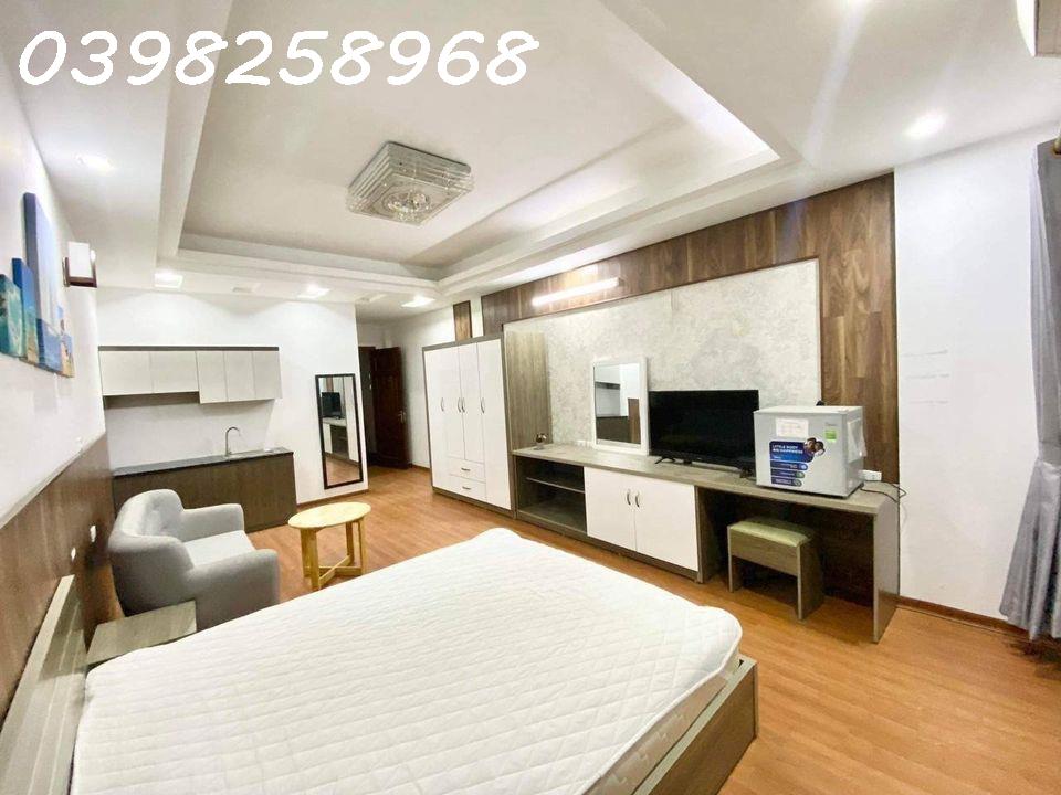 Bán gấp nhà Mỹ Đình, 5tầng, MT5m, ô tô đỗ cửa, Kinh doanh, nhà đẹp ở ngay. Giá hơn 7 tỷ