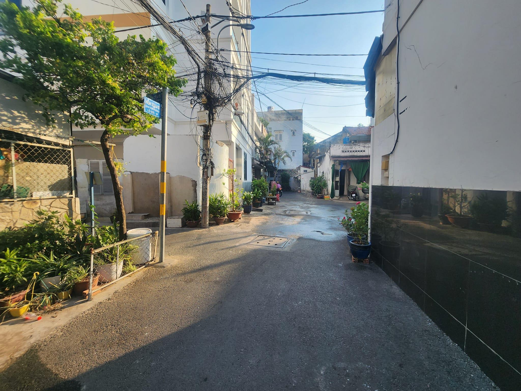 QUANG TRUNG - HXH - NHÀ ĐẸP 4 TÂNG Ở NGAY.40m2 ( 3.6 x 11 ) 5.75 tỷ. P10. Gò Vấp.