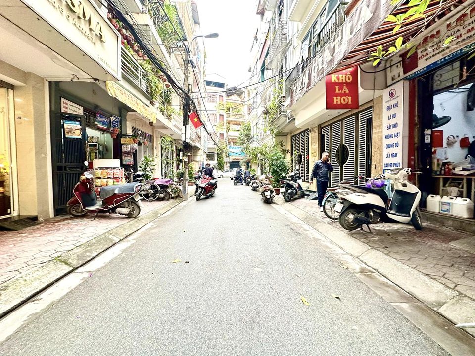 ⭐Phân Lô Ôtô tránh-Nguyễn Chánh(Trần Duy Hưng) 40/45m2 x 5Tầng chỉ 15 Tỷ, KD đỉnh⭐