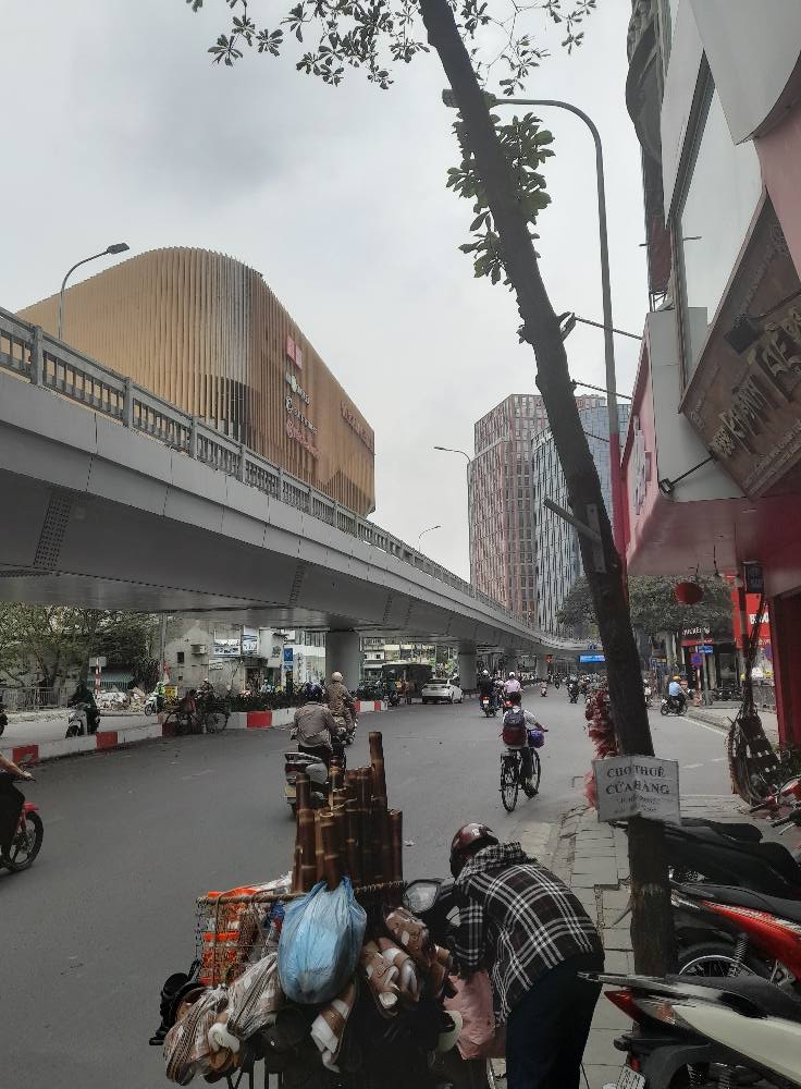 Nhỉnh 31 Tỷ! Siêu Phẩm Mặt Phố Phạm Ngọc Thạch, Đống Đa, 83m x 5 Tầng.