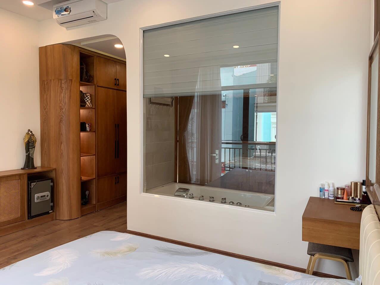 Bán Nhà Riêng Khu Phân Lô, Dân Trí Cao, Hẻm Xe Hơi, Hiệp Bình, Thủ Đức, DT Ngang 4.5M, 3T, Giá Hơn 6,3 Tỷ Sổ Sang Tên