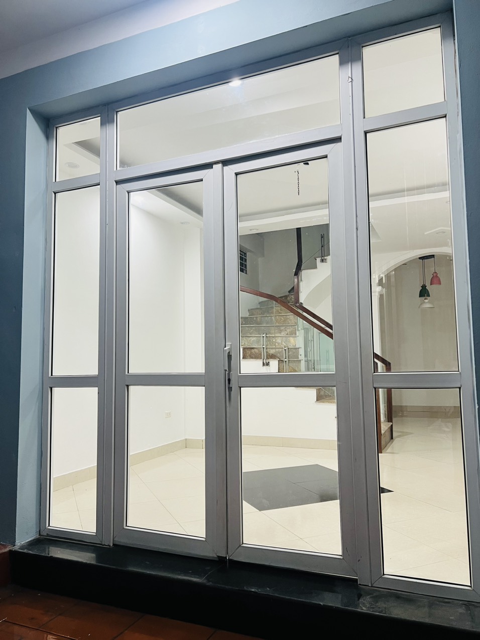 Cần cho thuê nhanh nhà riêng tại Ngô Gia Tự, Long Biên. Giá 7tr, vào luôn. LH 0367674345.