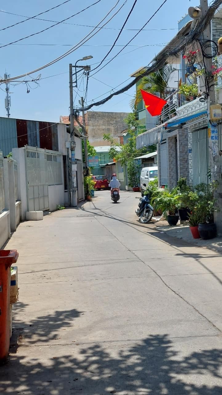 GIÁ RẺ CỰC HIẾM CHỈ 50 TRIỆU/ M2 -HẺM XE TẢI , HÀNG XÓM PHÚ MỸ HƯNG, P.TÂN PHÚ QUẬN 7
