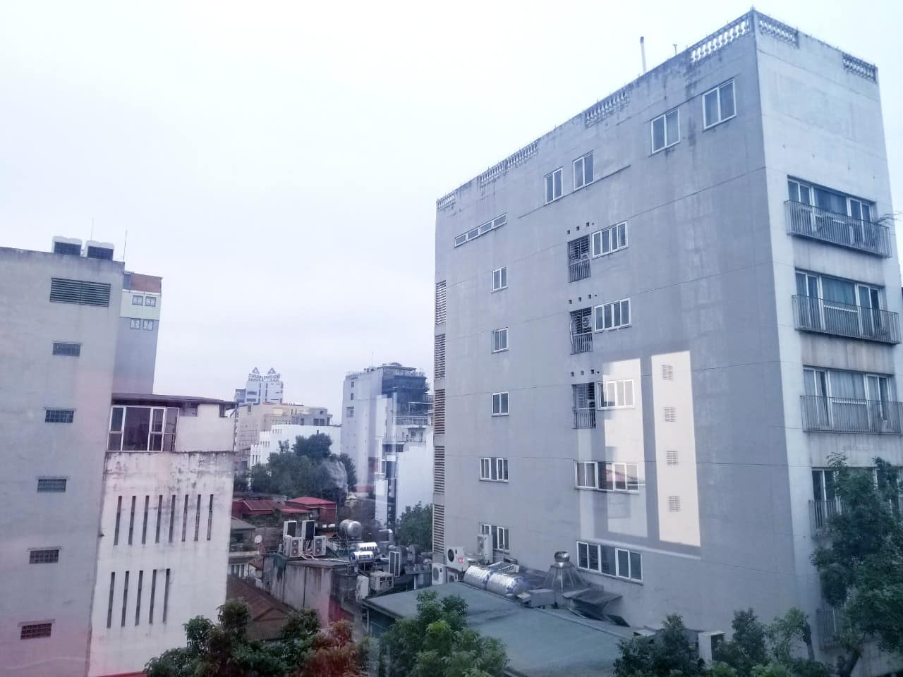 CHO THUÊ MẶT PHỐ TRIỆU VIỆT VƯƠNG, HAI BÀ TRƯNG 165M2, 8 TẦNG, 450 TRIỆU/THÁNG - KD ĐỈNH.