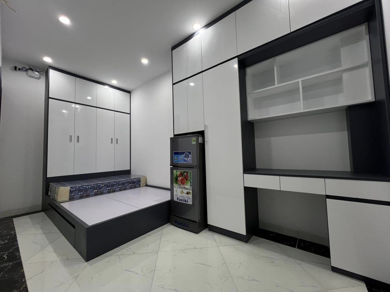 Cần bán TÒA NHÀ CHUNG CƯ MINI CÁT LINH 50M, 7 tâng 6 TỶ 12 CĂN HỘ KHÉP KÍN.