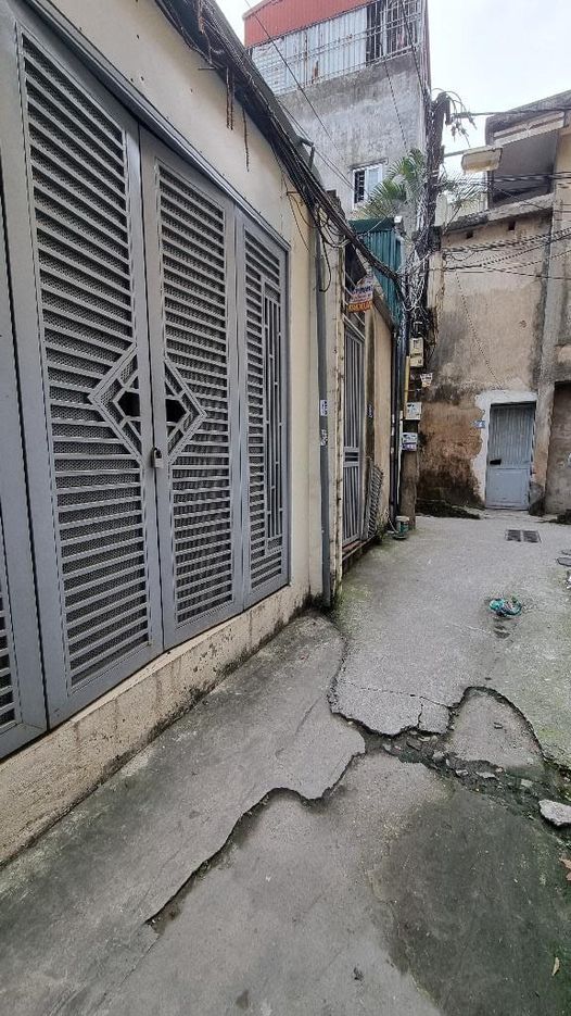 Bán đất Lĩnh Nam 50m mt4m vuông vắn chỉ 4 tỷ hơn hàng tuyển khu vực