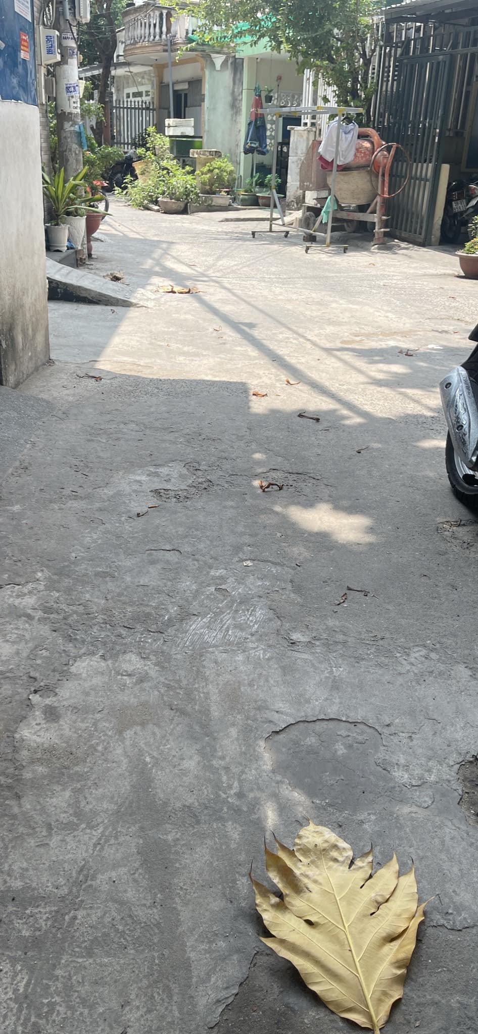 Chào bán căn nhà hẻm xe hơi tới cửa gần Lotte Mart Nguyễn Văn Lượng