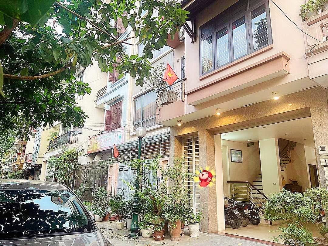 ⭐(CỰC HIẾM-PHÂN LÔ VIP- ÔTÔ TRÁNH) Ngõ 10 Nguyễn Văn Huyên 82m2/ MT 5.6m 26Tỷ⭐