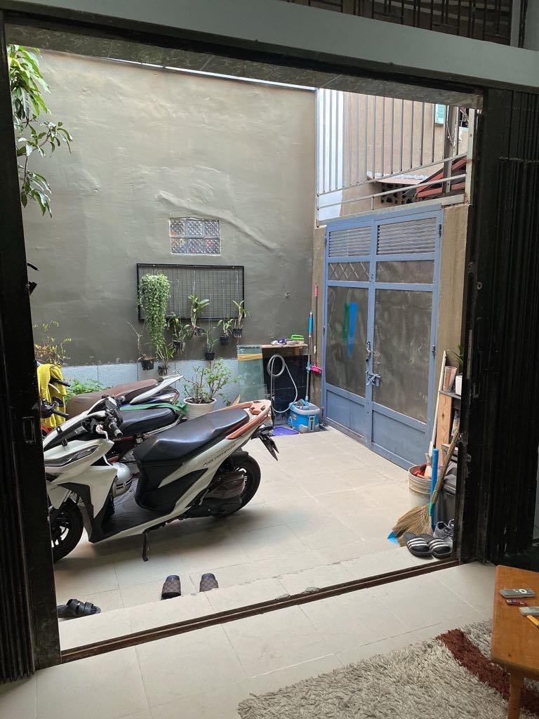 Bán nhà thông số đẹp gần MT đường Kênh Tân Hóa, Tân Phú, 2 tầng, 75m ( 4.5x17 ), giá nhỉnh 4 tỷ