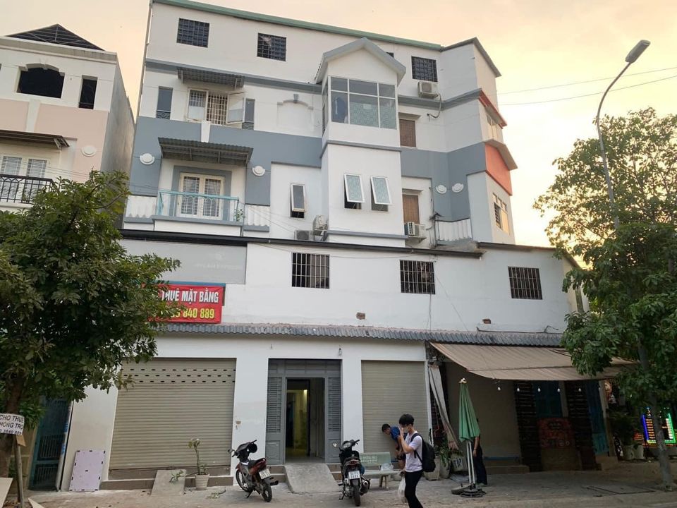 Quận 8 ! CHÍNH CHỦ CHO THUÊ PHÒNG Có Máy Lạnh Và Wc riêng Giá Chỉ 3 tr, Tel : 0903840889 ( Chính chủ A Hiệp )