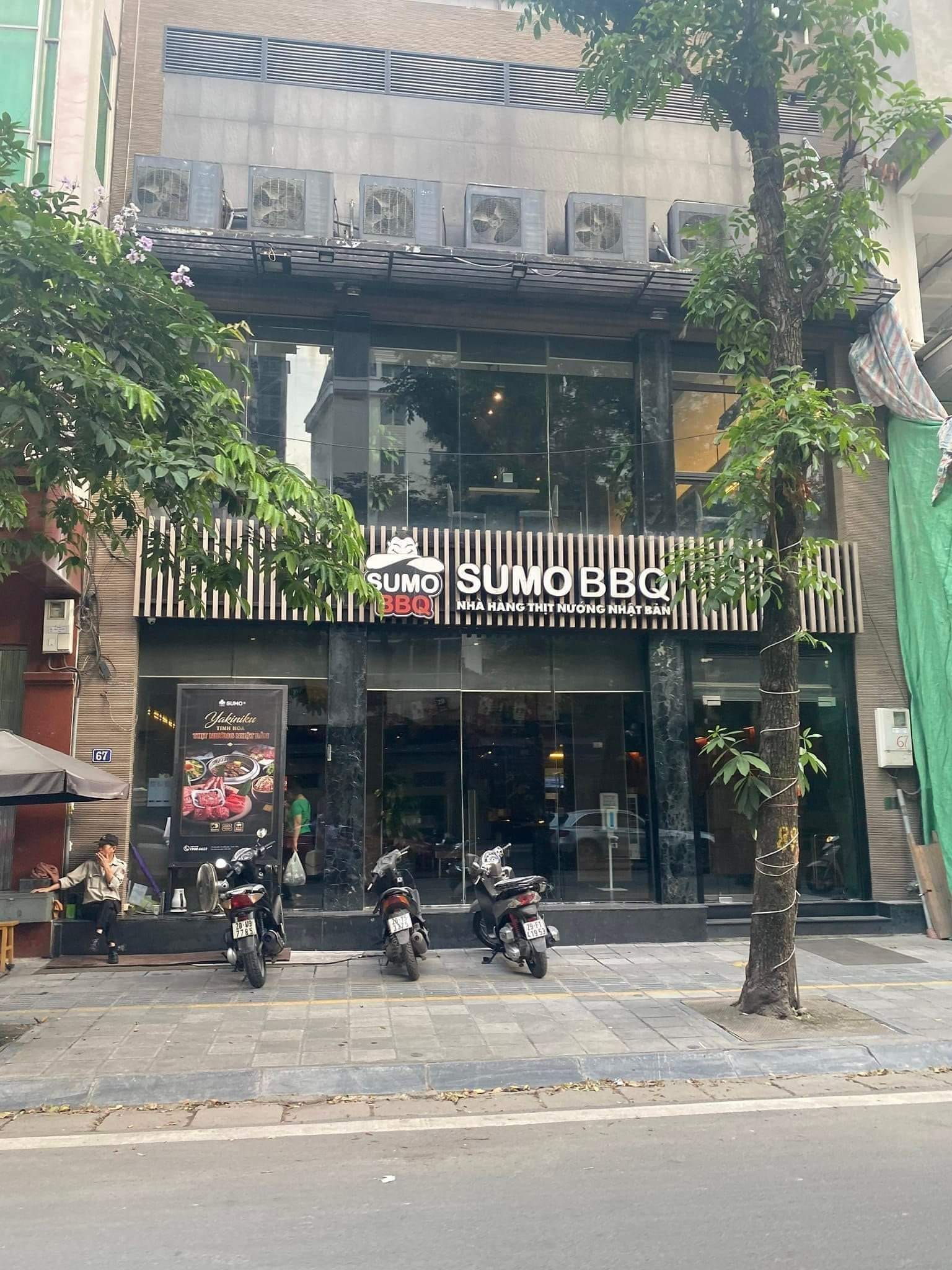 Cho thuê nhà lô góc mặt phố Trần Kim Xuyến Cầu Giấy Hà Nội