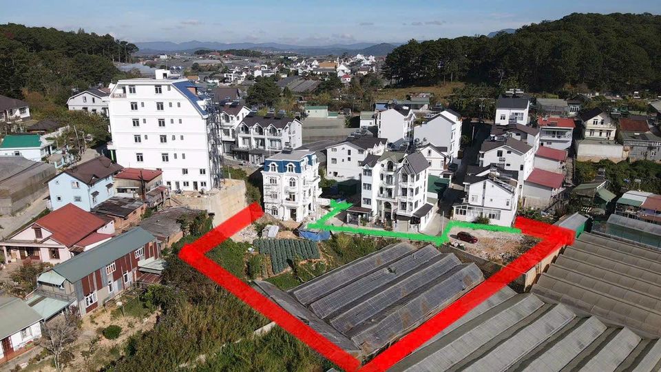 Bán đất xây dựng Nguyễn Đình Quân Đà Lạt 1747m2 có 600m2 đất xây dựng