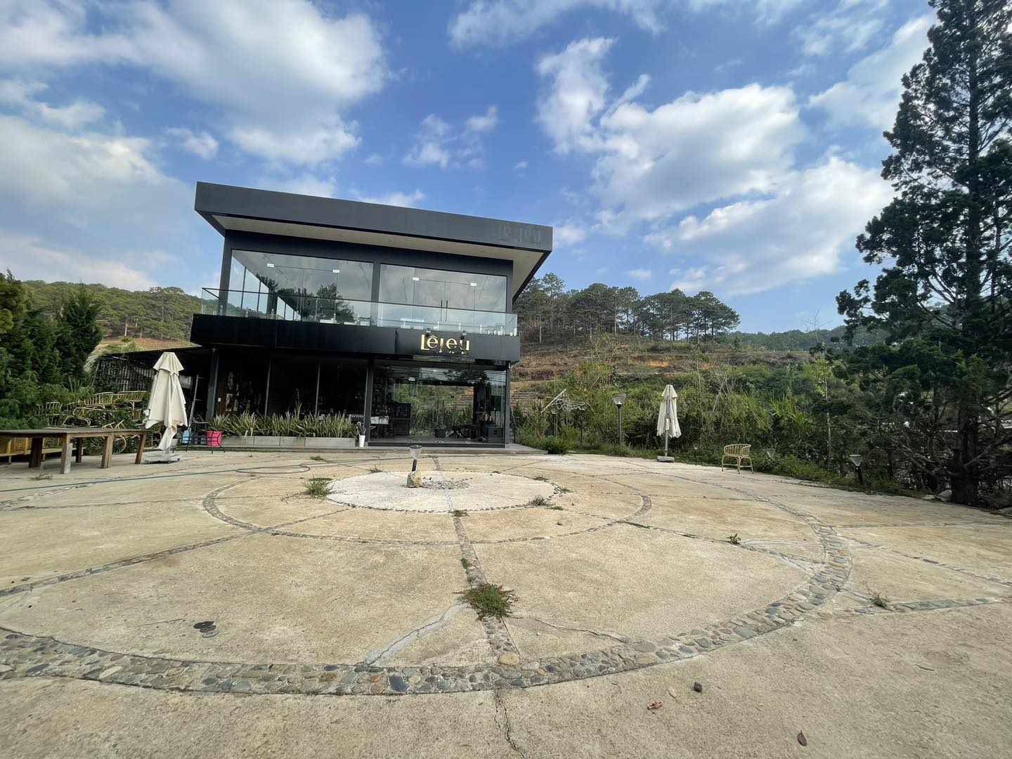 Cho thuê đất mặt tiền Triệu Việt Vương Đà lạt 1200m2