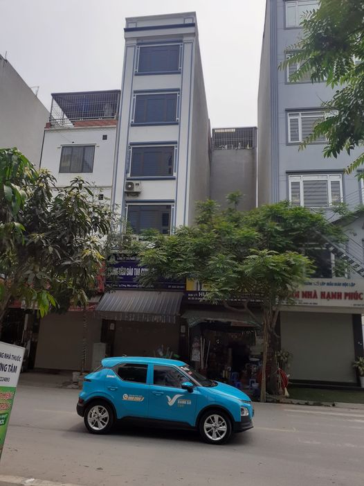 CHÍNH CHỦ CẦN CHO THUÊ NHÀ 5 TẦNG MẶT ĐƯỜNG HOÀNG CÔNG