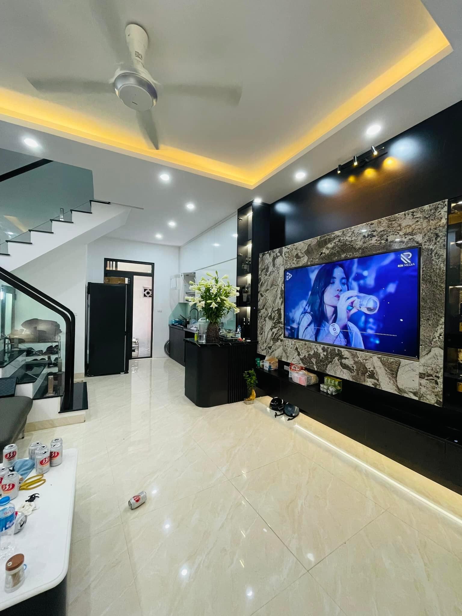 CỰC HIẾM CỰC HIỀM - NHÀ ĐẸP MỚI 2 MẶT THOÁNG - KHU VỰC HIẾM NHÀ BÁN - Ở TUYỆT VỜI - BAGAC TRÁNH XE MÁY - SÁT OTO TRÁNH NHAU