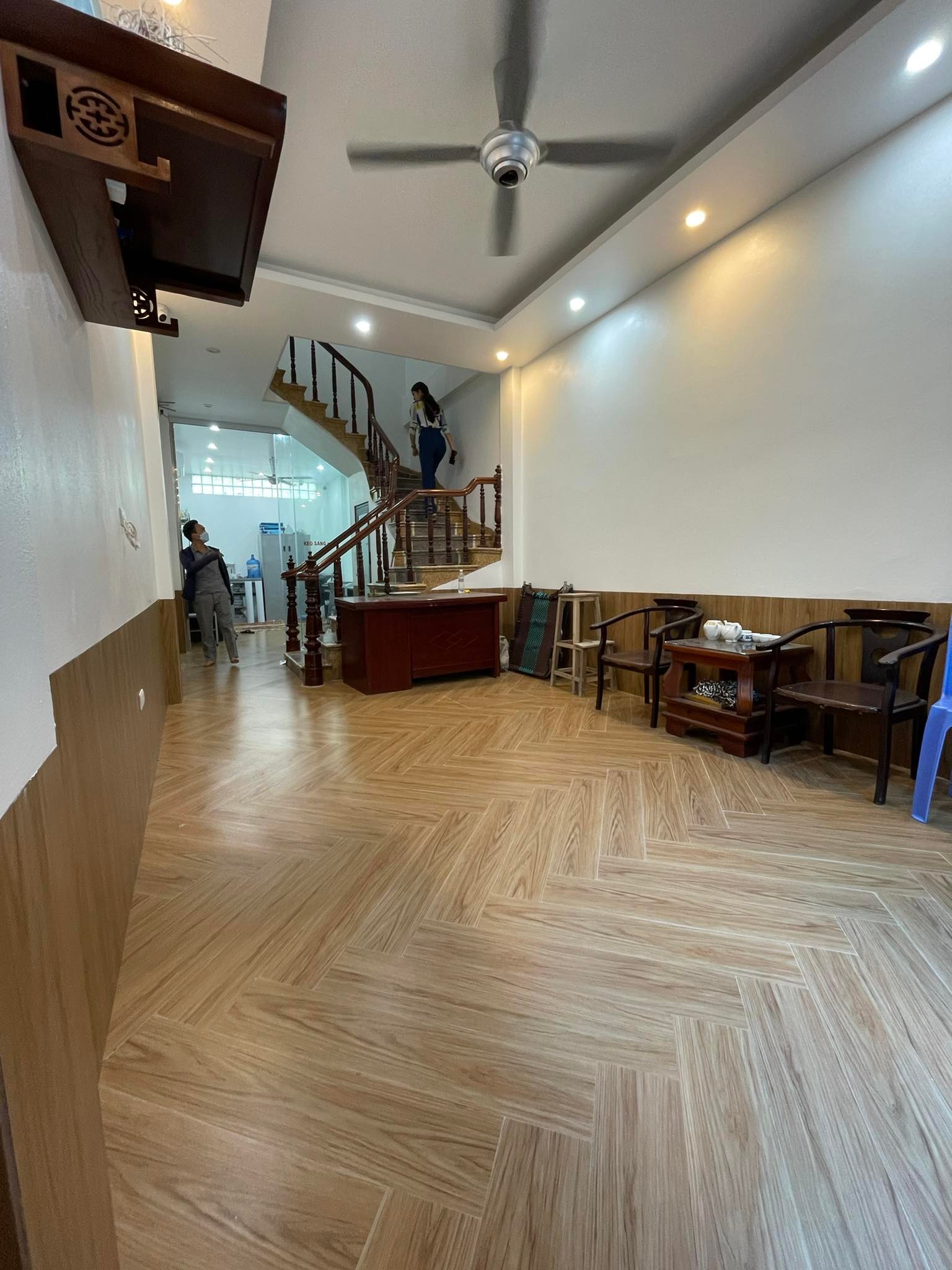 Nhà 3 tầng Cửu Việt 50m2 đường oto giá nhỉnh 4 tỷ