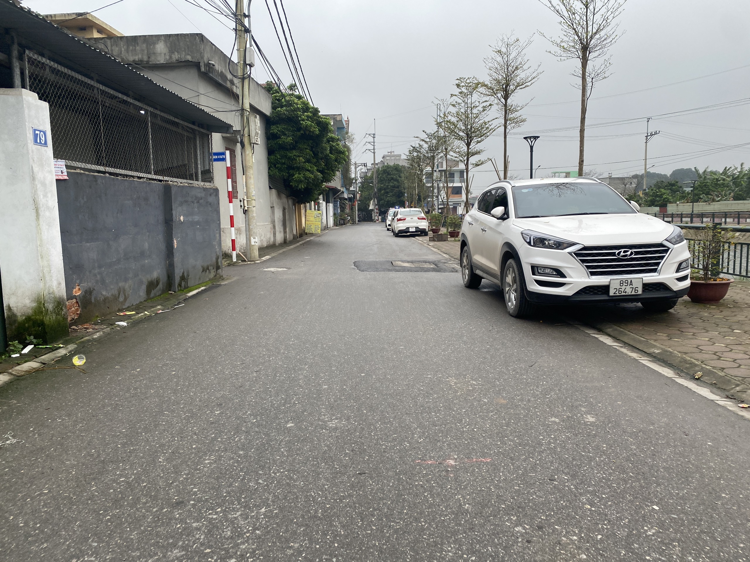 Cọc sớm thì còn. Đất Đặng Xá 65m2 đường ô tô tránh có vỉa hè, giá 2.45 tỷ.