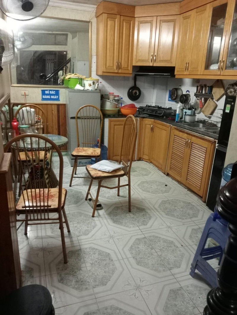 Lương Sử C - Diện tích 32m2 - 4.5 Tầng - 3.8 Tỷ - Đống Đa