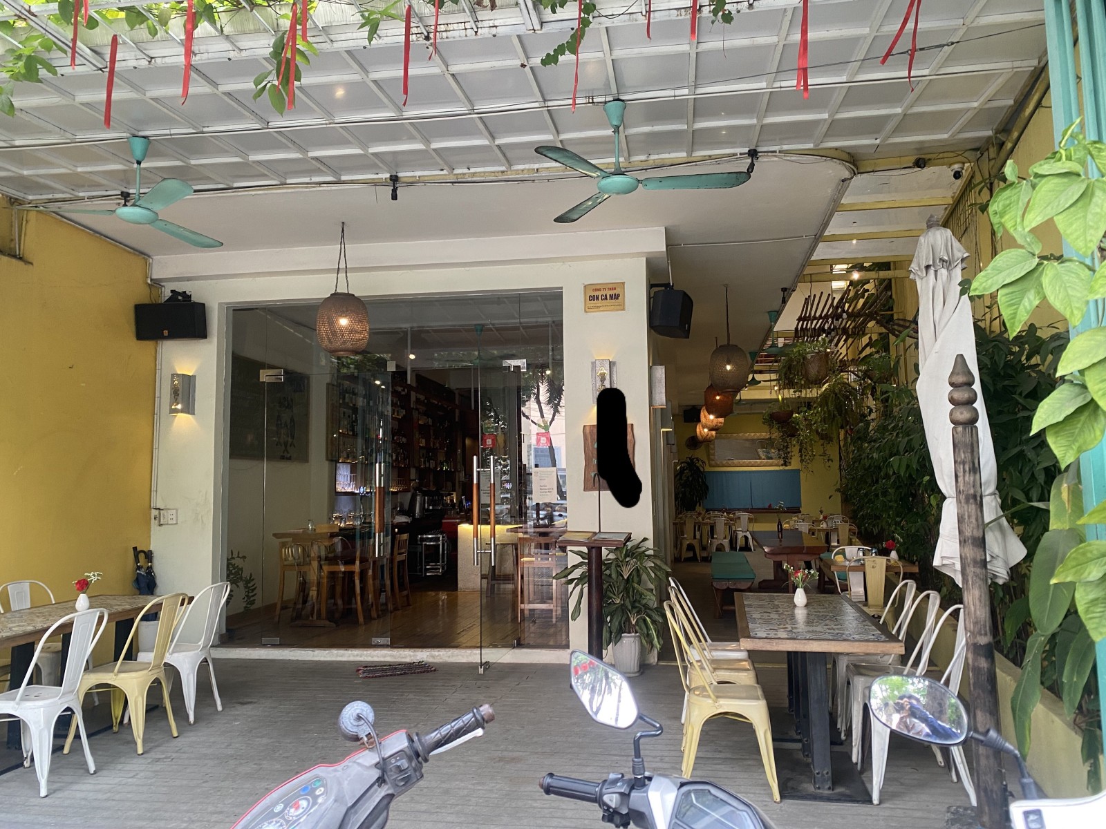 Cần bán mặt tiền Trần Hưng Đạo, 210m2, 4 tầng, 65 tỷ, đang cho thuê 50triệu/ tháng