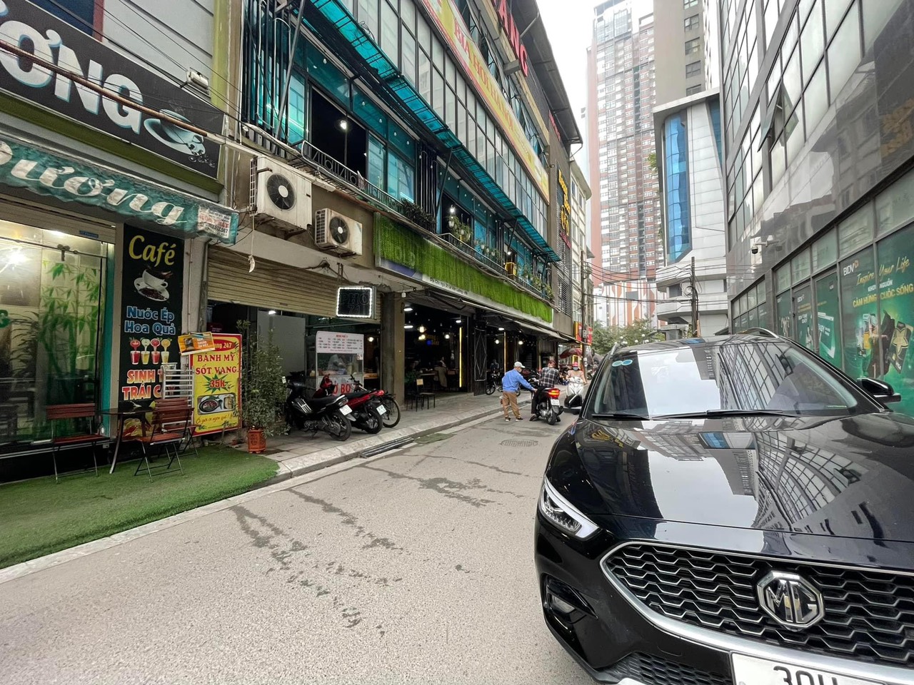 Bán Nhà Mặt Phố LÊ VĂN LƯƠNG-Lô Góc105m2-Mặt Tiền Rộng 12.6m-KD Đỉnh,Nhỉnh 37 Tỷ-0846859786