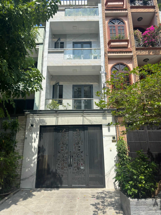 Bán căn CX Chu Văn An (4x18m) - Khu vip đáng sống & hưởng thụ - Đường 12m - 10 điểm không có nhưng!