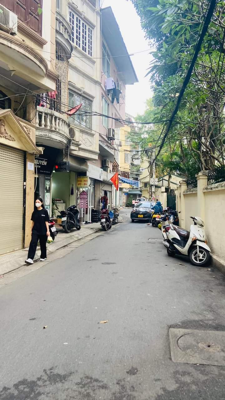 BÁN NHÀ PHỐ VÂN HỒ – 52M –3 TẦNG - 6.9 TỶ.