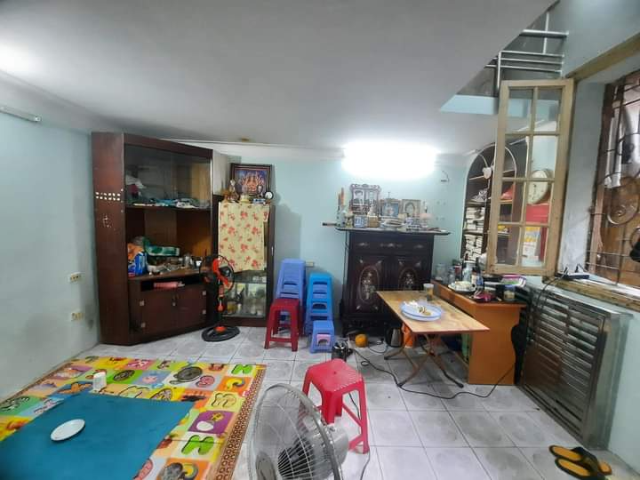 BÁN NHÀ PHỐ HÀNG MÃ QUẬN HOÀN KIẾM 25M – MT 4M – 2.5 TỶ