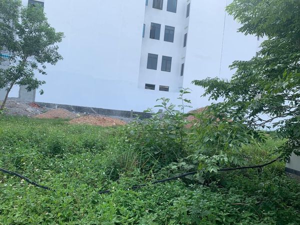 cần bán lô góc thuộc khu đô thị Hoài Nam, Xuân Hoà