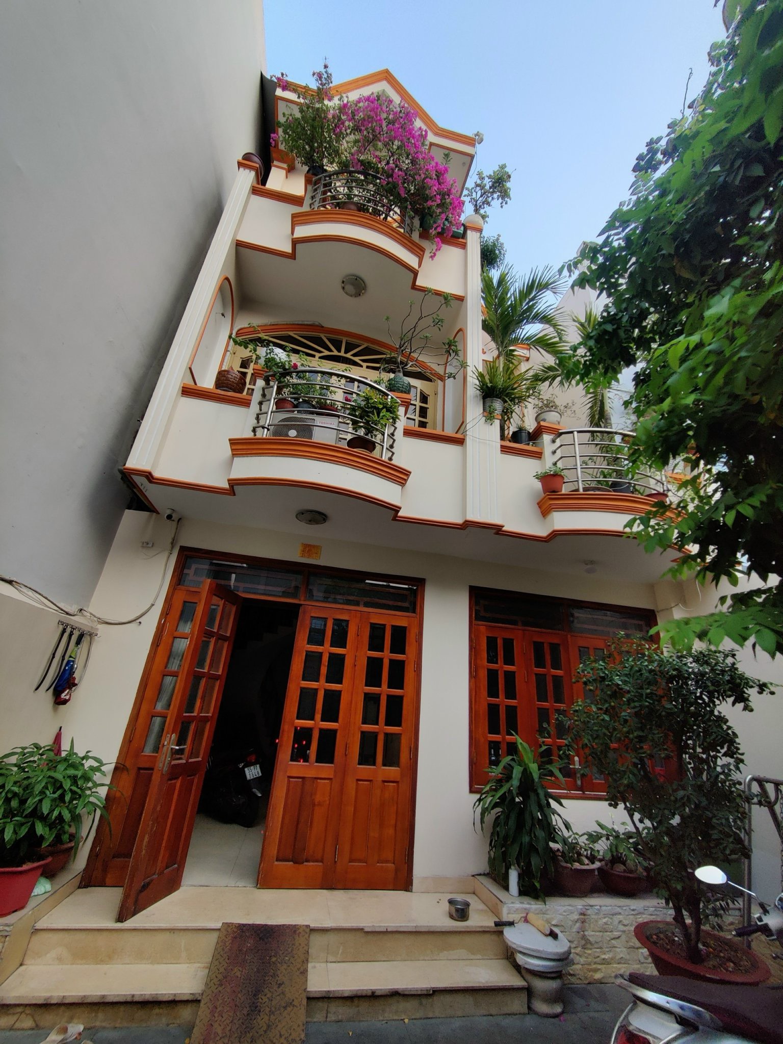 Chính chủ cần bán nhà tại đường Hoàng Hoa Thám, phường 12, Quân Tân Bình Hồ Chí Minh.