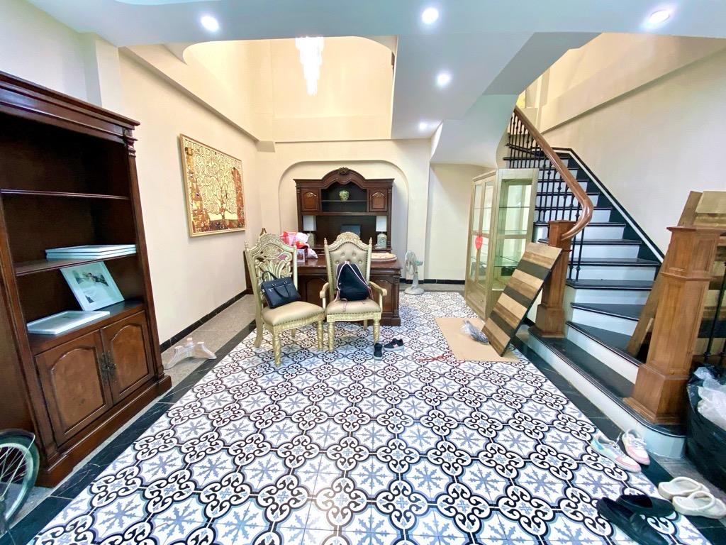 BÁN NHÀ HOÀNG NHƯ TIẾP, BỒ ĐỀ, LONG BIÊN 85 M - 4 TẦNG - 11,5TỶ full nội thất.