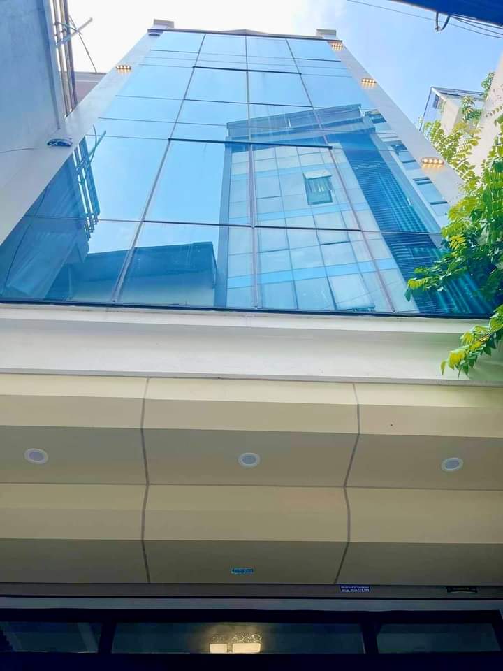 BÁN NHÀ NGÕ 18 HUỲNH THÚC KHÁNG, ĐỐNG ĐA, KINH DOANH, Ô TÔ TRÁNH, VỈA HÈ 38M2, 5 TẦNG, 8.9 TỶ