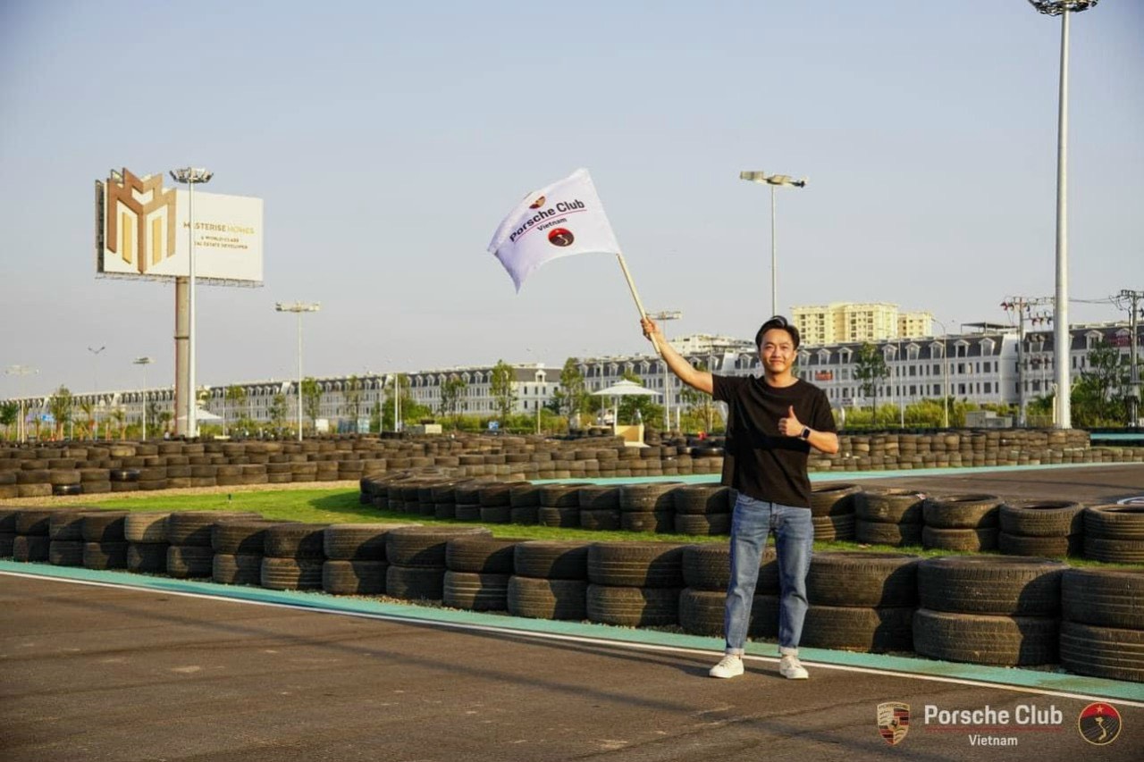 Ê À À Ệ Ặ Ề ĐƯỜ Ớ Ổ Ự Á