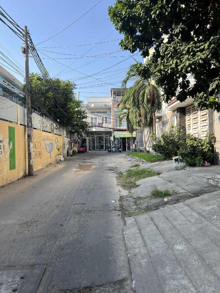 Q7 LÊ VĂN LƯƠNG NGANG 5M DT100M2 MẶT TIỀN HẺM KINH DOANH