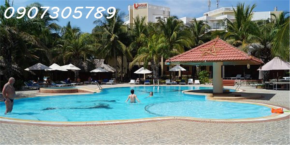 Giảm giá còn 800 tỷ. Cần bán gấp Resort 4 sao tại biển Mũi Né - TP Phan Thiết, Tỉnh Bình Thuận.