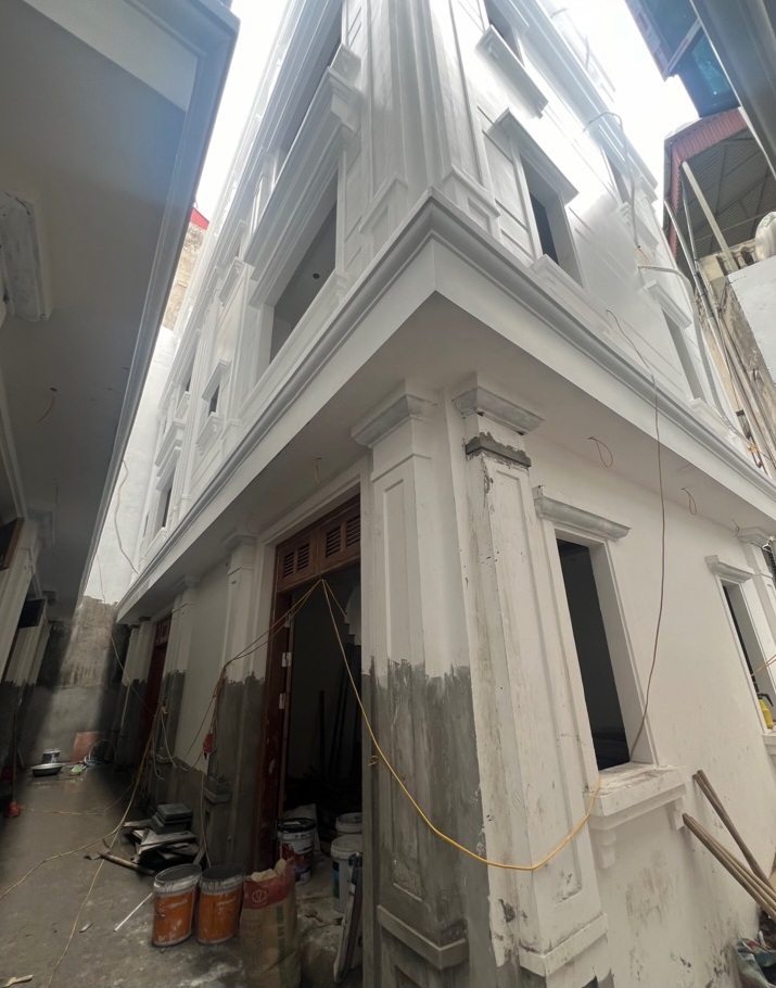 QUAN HOA PHỐ – NHÀ ĐANG HOÀN THIỆN – LÔ GÓC – GẦN PHỐ – 36M2, 5 TẦNG, 5.6 TỶ