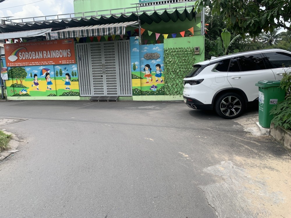 Nhà cấp 4 DT 62m2 ngang 5m hẻm xe hơi Hiệp Bình Phước Thủ Đức