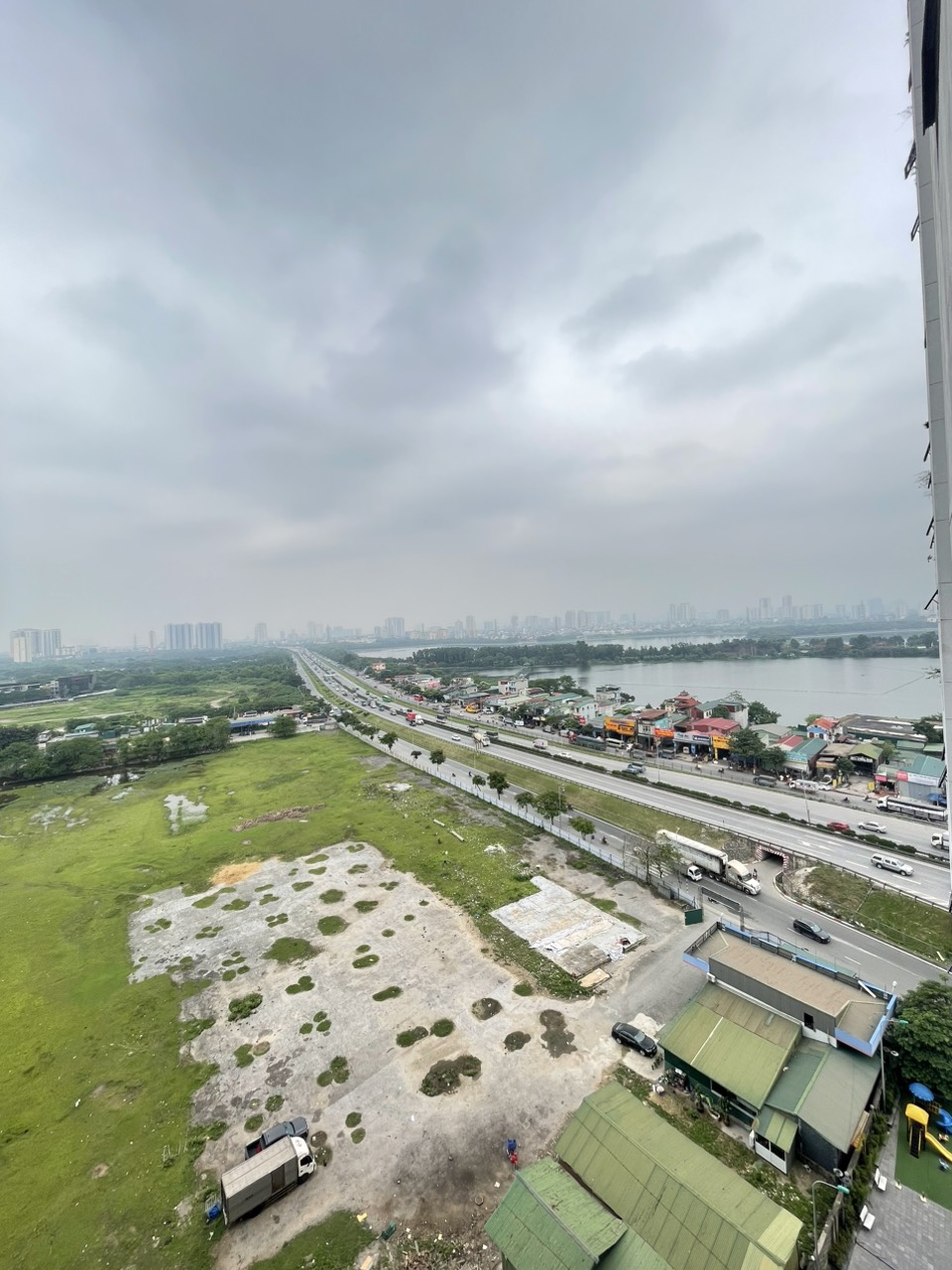 CHO_THUÊ CĂN HỘ CHUNG CƯ TÒA A, HATECO TẦNG TRUNG, 90M2, 3 NGỦ, 2 WC, 2 BAN CÔNG 10.5 TRIỆU