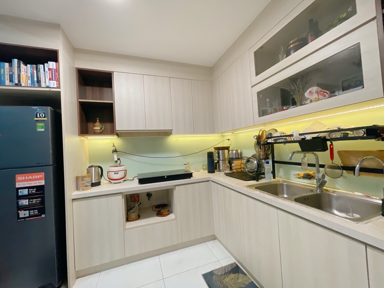 CHO THUÊ CĂN HỘ SAFIRA KHANG ĐIỀN 3PN NTCB KHAN HIẾM 11 TRIỆU