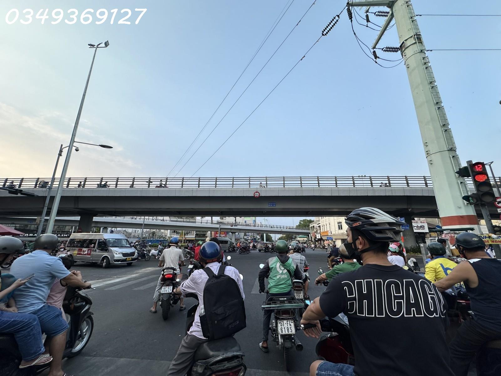 NHÀ QUẬN 6 CHỢ LỚN LÊ QUANG SUNG - KHU MUA BÁN - TIỆN LÀM KHO, XÂY MỚI KINH DOANH