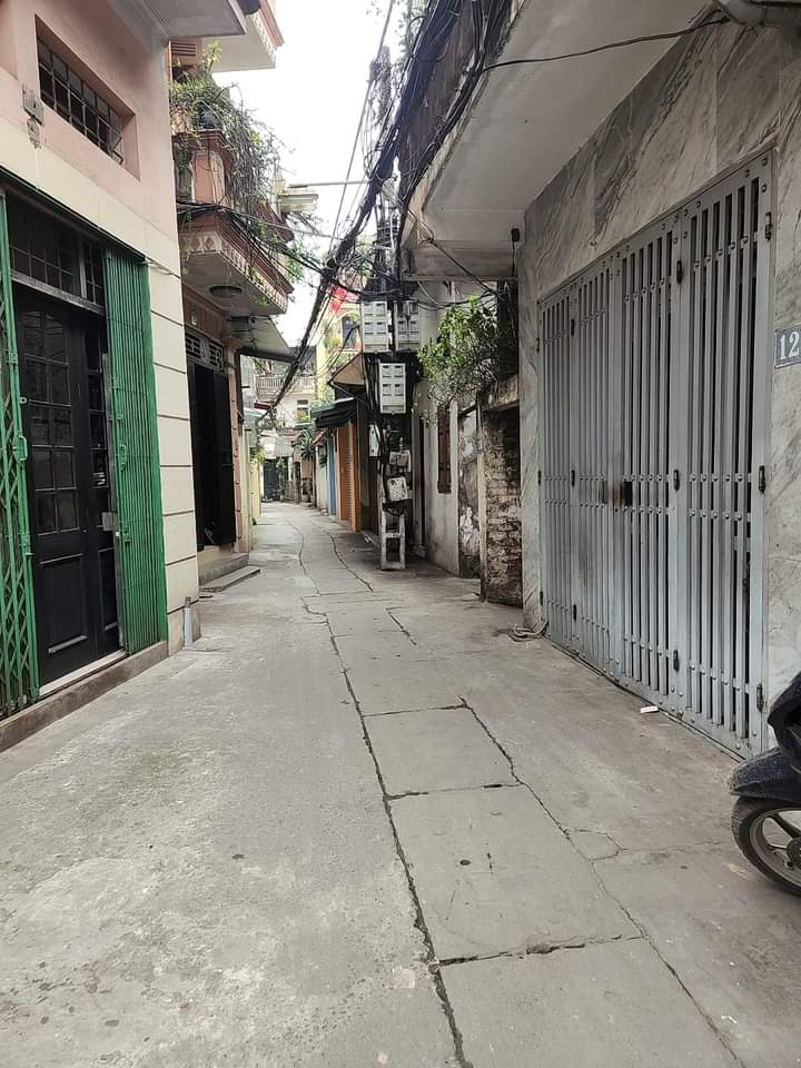 BÁN NHÀ PHỐ ĐỘI CẤN QUẬN BA ĐÌNH 29M – MT 4M – 2.9 TỶ